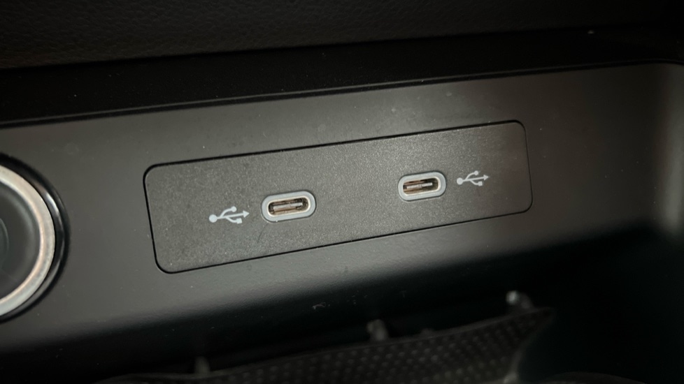 Used SEAT Ateca 2024 for sale - 76609532: Photo 32