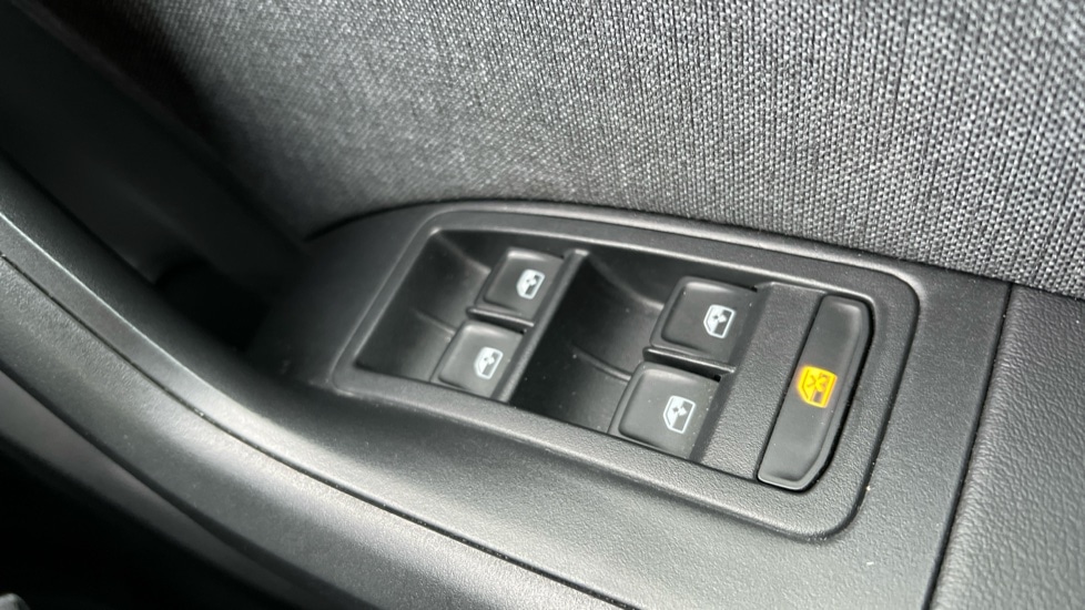 Used SEAT Ateca 2024 for sale - 76609532: Photo 39