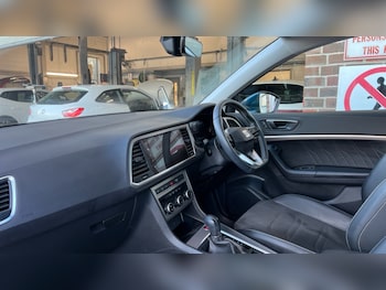 Used SEAT Ateca 2023 for sale - 76760736: Photo