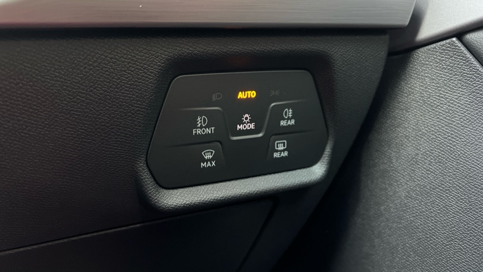 Used SEAT Leon 2025 for sale - 76479678: Photo 31