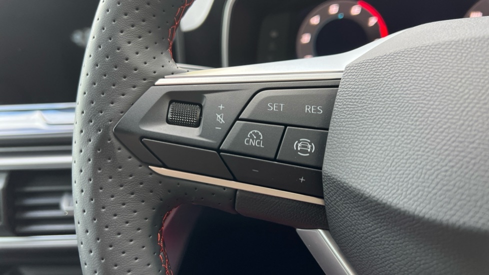 Used SEAT Leon 2025 for sale - 76479678: Photo 32