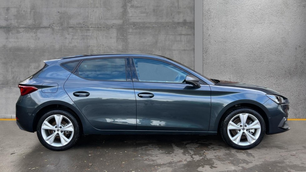 Used SEAT Leon 2025 for sale - 76479678: Photo 4