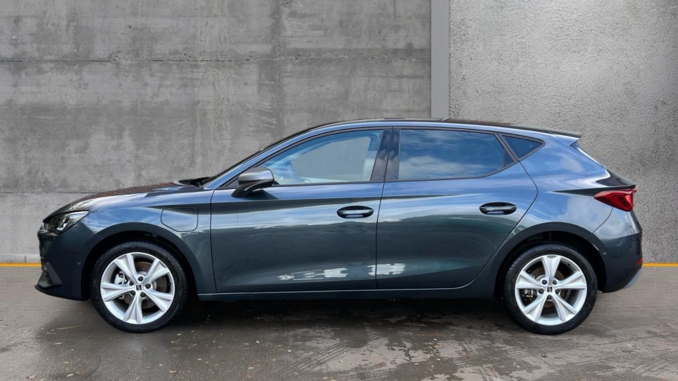 Used SEAT Leon 2025 for sale - 76479678: Photo 9