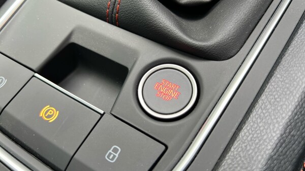 Used SEAT Leon 2025 for sale - 75472040: Photo 30