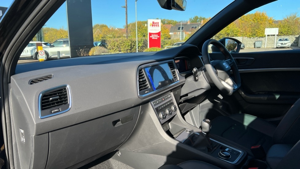 Used SEAT Ateca 2025 for sale - 76479629: Photo 2