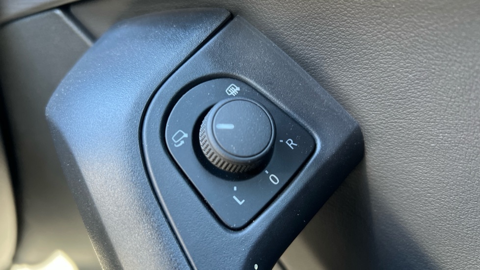 Used SEAT Ateca 2025 for sale - 76479629: Photo 29