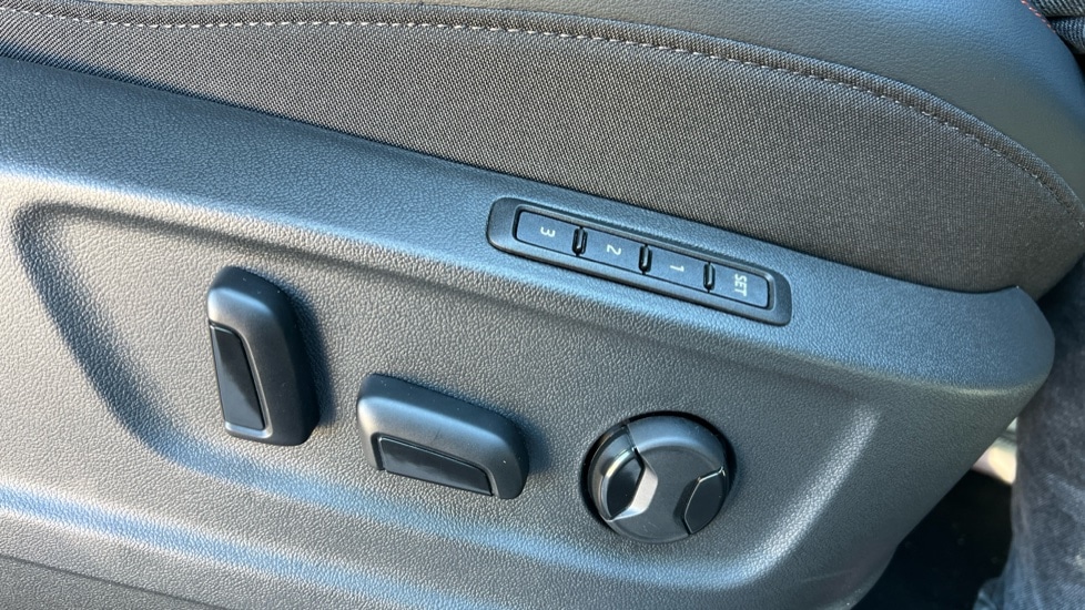 Used SEAT Ateca 2025 for sale - 76479629: Photo 40