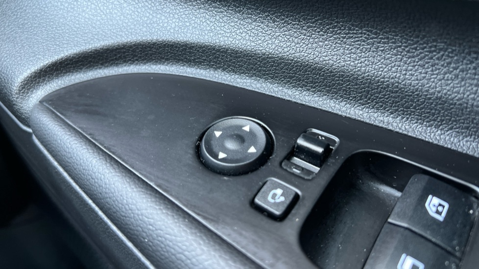Used Hyundai i20 2024 for sale - 76086689: Photo 28