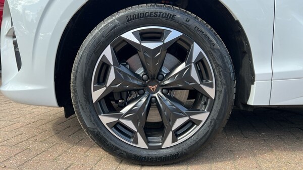 Used Cupra Terramar 2025 for sale - 75664995: Photo 17