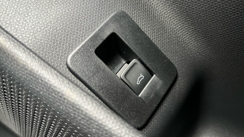 Used Cupra Terramar 2025 for sale - 75664995: Photo 42