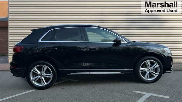 Used Audi Q3 2021 for sale - 76241783: Photo 2