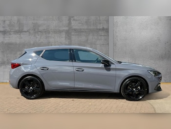 Used SEAT Leon 2025 for sale - 75579975: Photo