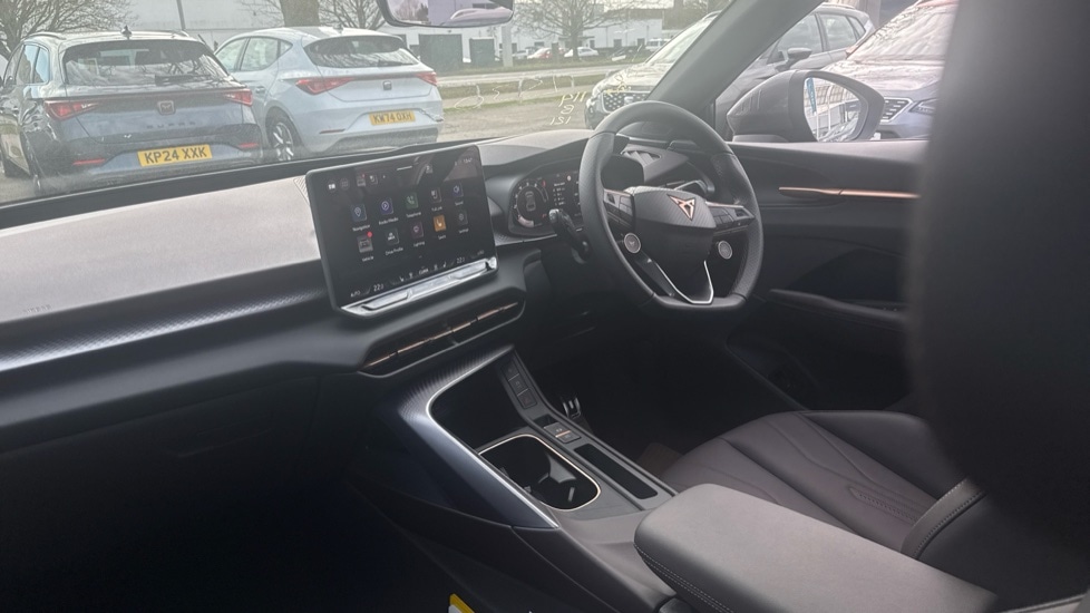 Used Cupra Terramar 2025 for sale - 75979900: Photo 2