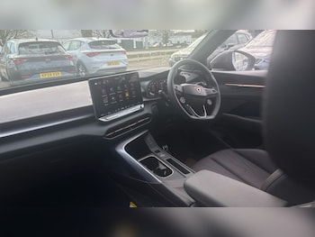 Used Cupra Terramar 2025 for sale - 75979900: Photo 2