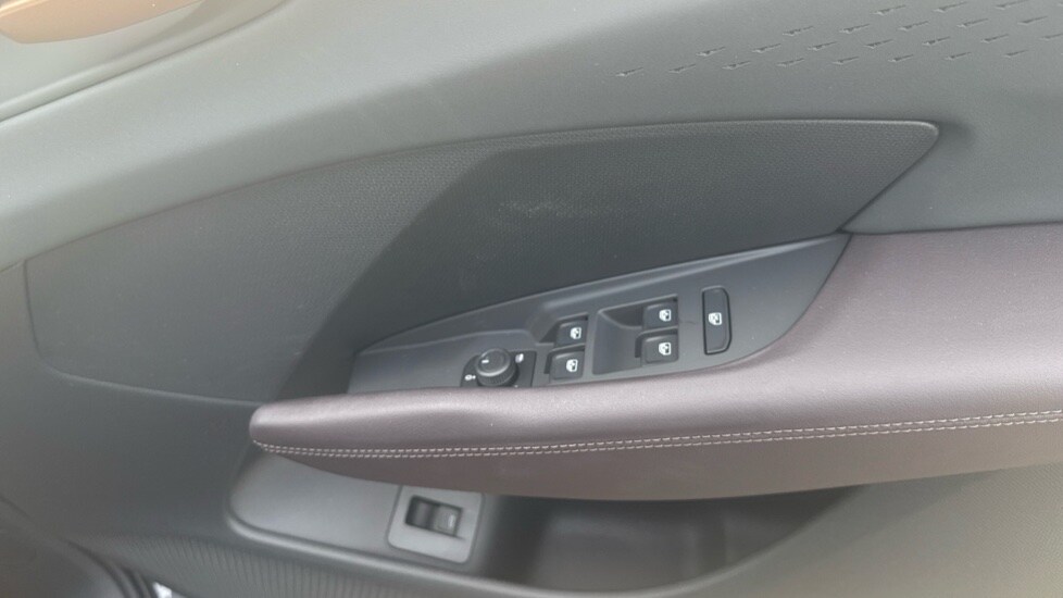Used Cupra Terramar 2025 for sale - 75979900: Photo 35