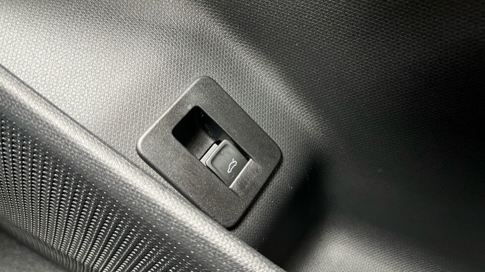 Used Cupra Terramar 2025 for sale - 75979900: Photo 44