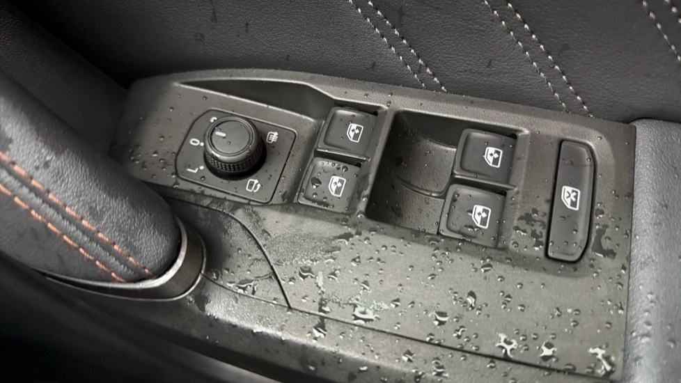 Used Cupra Leon 2025 for sale - 76575110: Photo 32