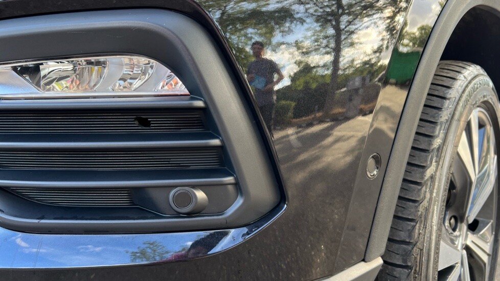 Vehicle 27