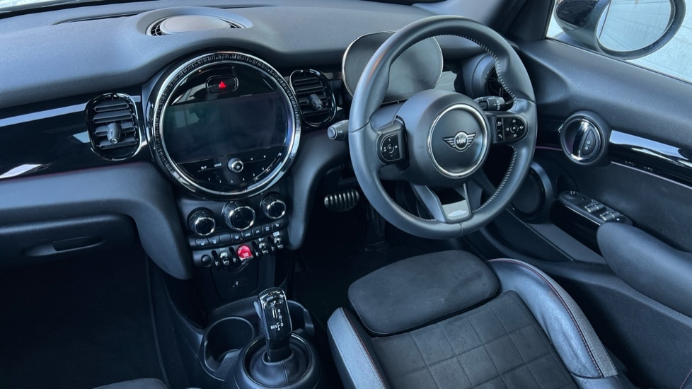 Used MINI Hatch 2022 for sale - 76615111: Photo 11