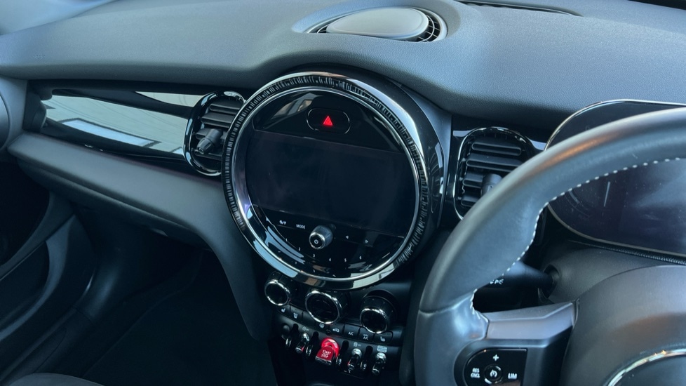 Used MINI Hatch 2022 for sale - 76615111: Photo 12