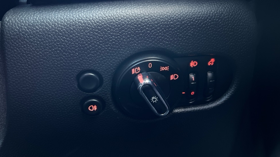 Used MINI Hatch 2022 for sale - 76615111: Photo 30