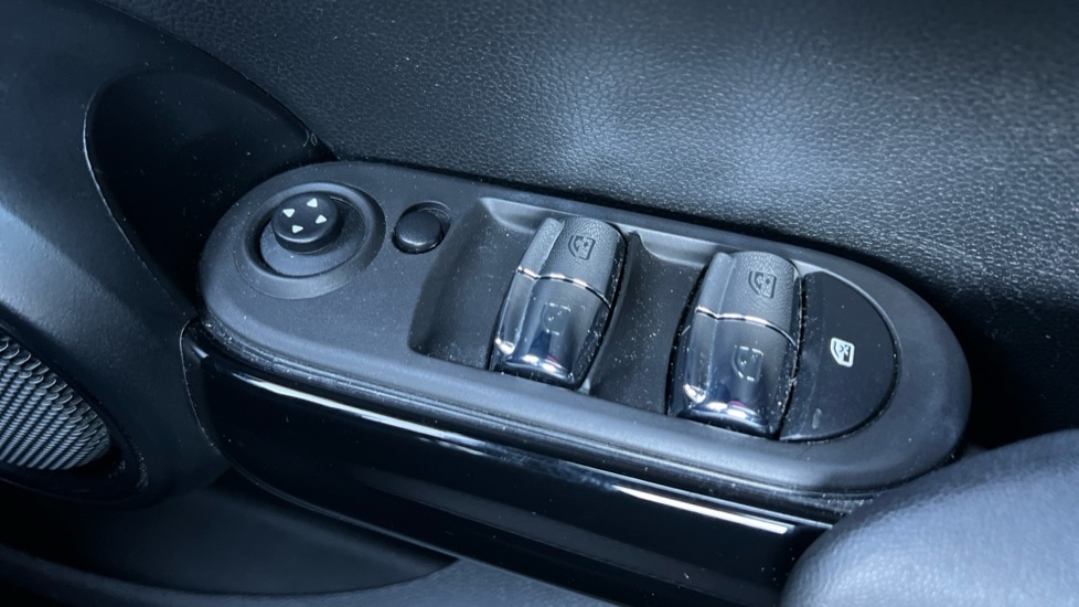 Used MINI Hatch 2022 for sale - 76615111: Photo 32