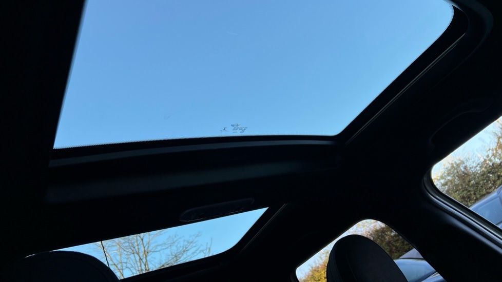 Used MINI Hatch 2022 for sale - 76615111: Photo 40