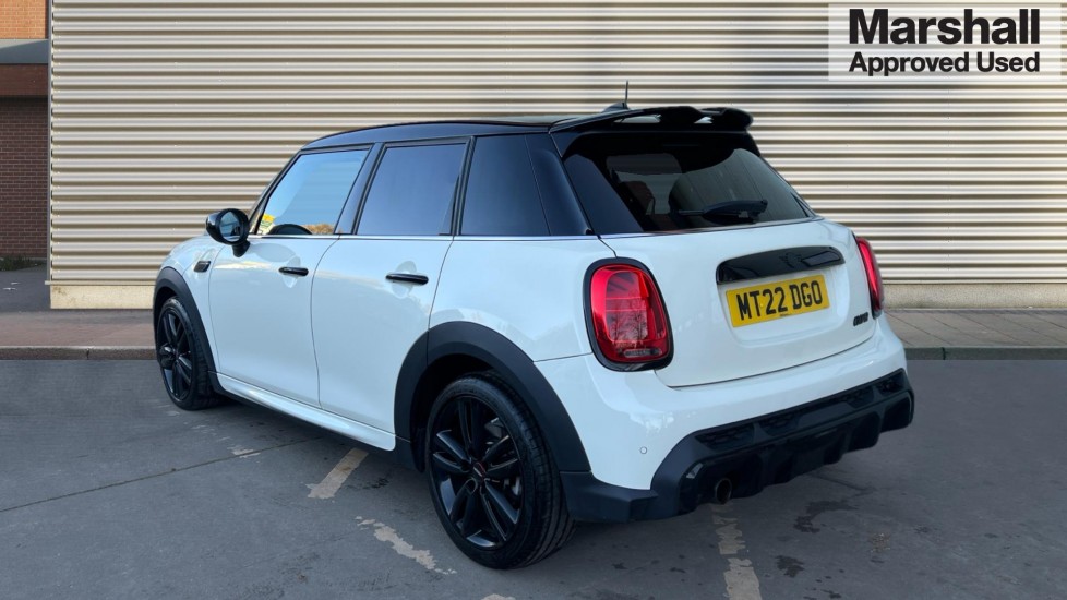 Used MINI Hatch 2022 for sale - 76615111: Photo 5