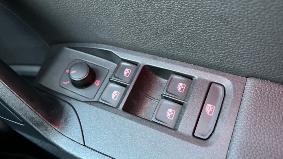 Used SEAT Arona 2018 for sale - 76640226: Photo 31