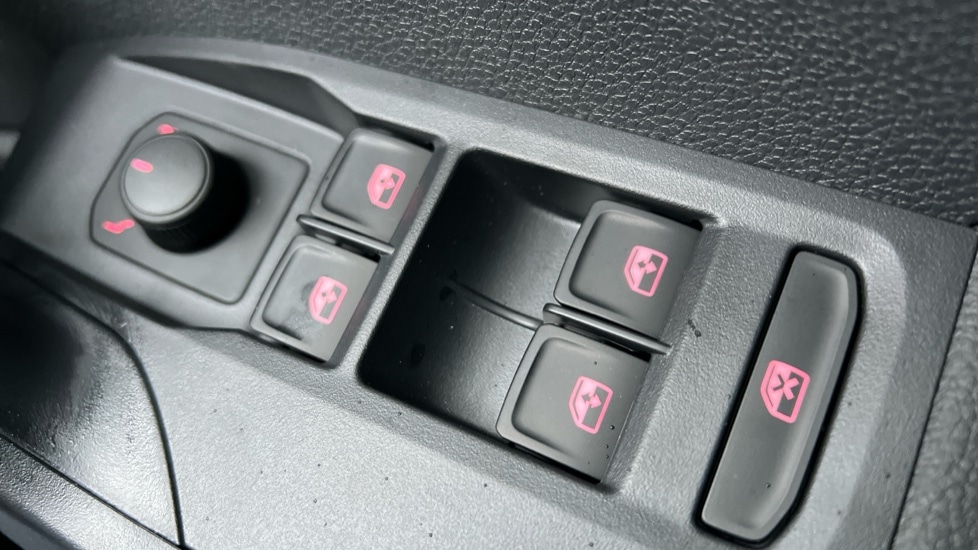 Used SEAT Arona 2025 for sale - 76842155: Photo 32