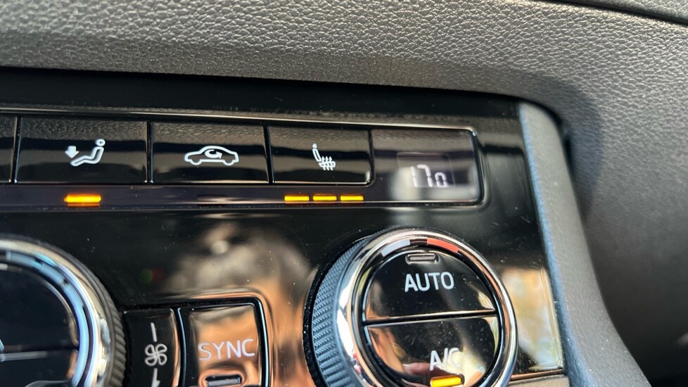 Used Skoda Karoq 2024 for sale - 75722198: Photo 42