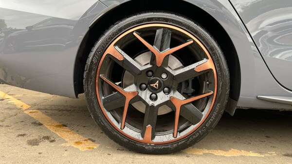 Used Cupra Leon 2025 for sale - 76289717: Photo 19