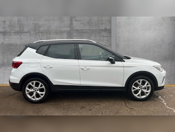 Used SEAT Arona 2025 for sale - 76842156: Photo