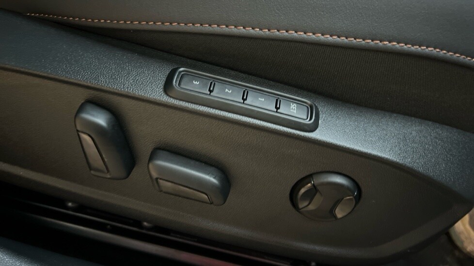 Used Cupra Leon 2025 for sale - 76826699: Photo 44