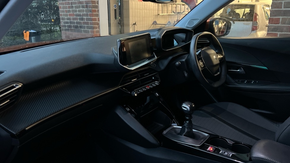 Used Peugeot 2008 2021 for sale - 76881696: Photo 10