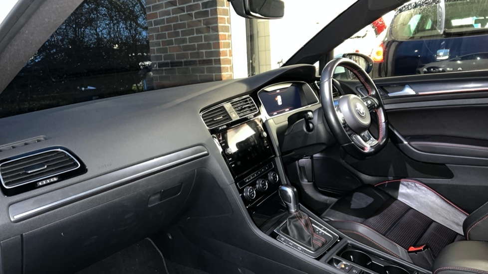 Used Volkswagen Golf 2019 for sale - 76907915: Photo 10