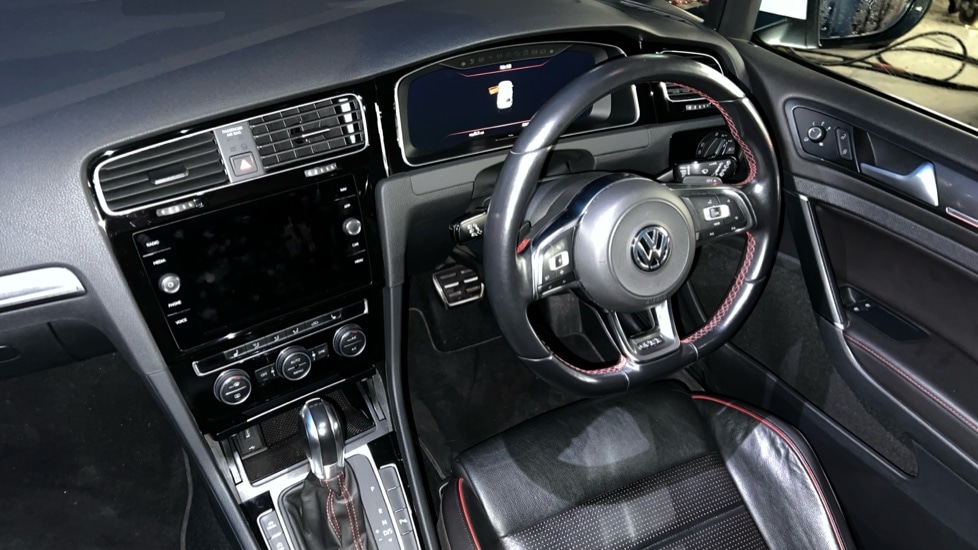 Used Volkswagen Golf 2019 for sale - 76907915: Photo 11