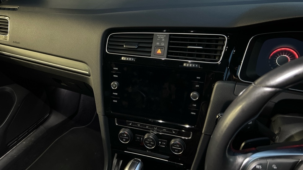 Used Volkswagen Golf 2019 for sale - 76907915: Photo 12