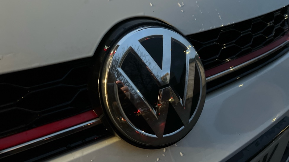 Used Volkswagen Golf 2019 for sale - 76907915: Photo 24