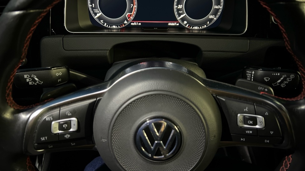 Used Volkswagen Golf 2019 for sale - 76907915: Photo 28