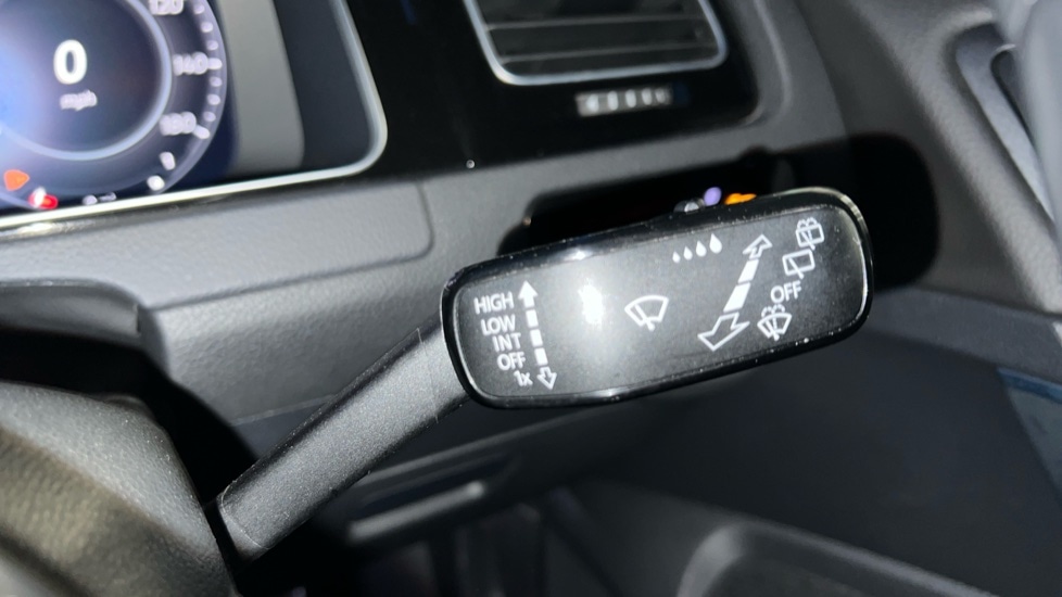 Used Volkswagen Golf 2019 for sale - 76907915: Photo 29