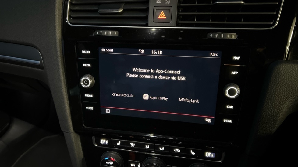 Used Volkswagen Golf 2019 for sale - 76907915: Photo 38