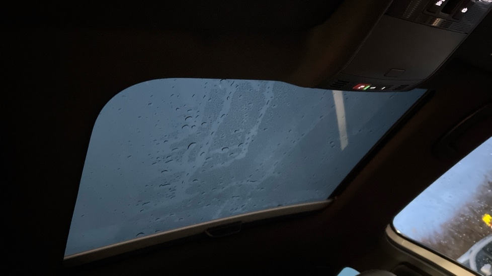 Used Volkswagen Golf 2019 for sale - 76907915: Photo 40