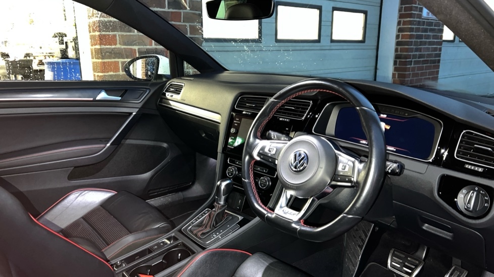 Used Volkswagen Golf 2019 for sale - 76907915: Photo 9