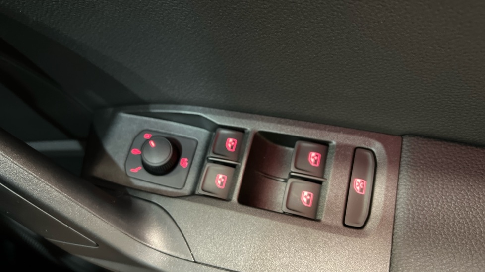 Used SEAT Ibiza 2025 for sale - 76586921: Photo 31