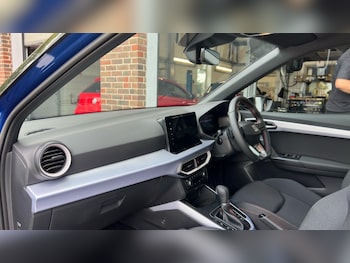 Used SEAT Arona 2024 for sale - 75409461: Photo