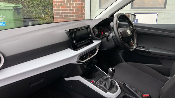 Used SEAT Arona 2022 for sale - 76297282: Photo 2