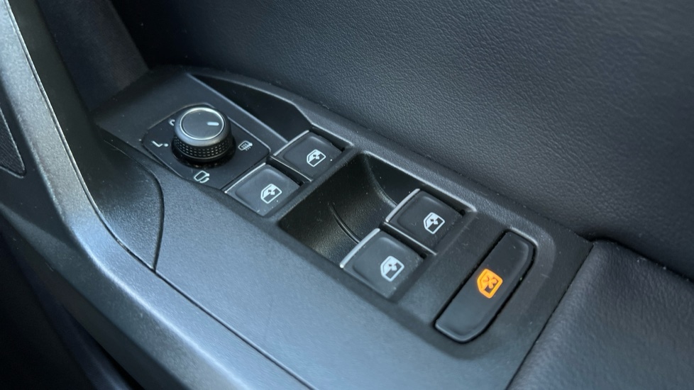 Used SEAT Leon 2022 for sale - 76870819: Photo 32