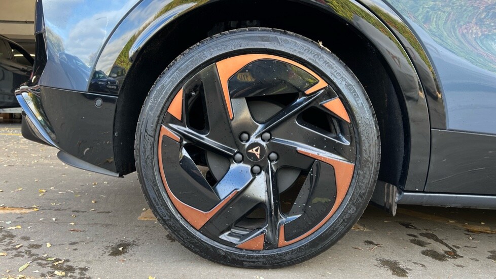 Used Cupra Tavascan 2025 for sale - 76595291: Photo 19