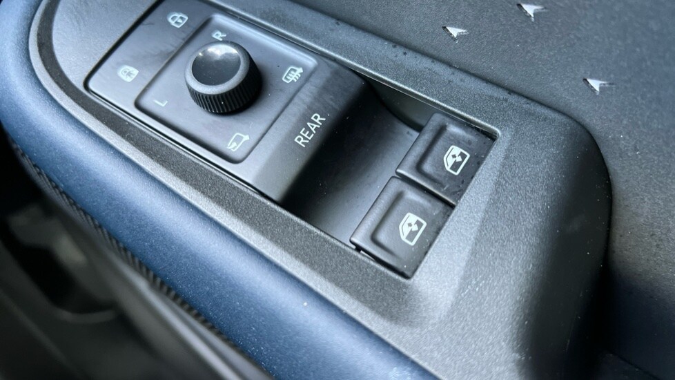 Used Cupra Tavascan 2025 for sale - 76595291: Photo 34